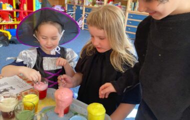 "čarodějnický slet" ve školce - IMG 20220501 WA0058 380x240