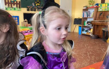 "čarodějnický slet" ve školce - IMG 20220501 WA0060 380x240