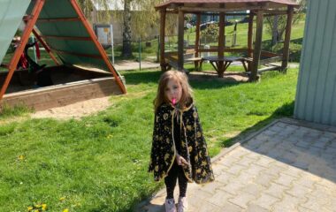 "čarodějnický slet" ve školce - IMG 20220501 WA0074 380x240