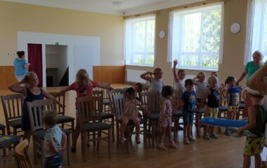 divadelní představení " průzkumníci v Africe" - IMG 20220628 WA0003 380x240