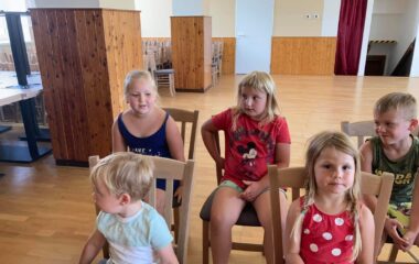 divadelní představení " průzkumníci v Africe" - IMG 20220630 WA0053 380x240