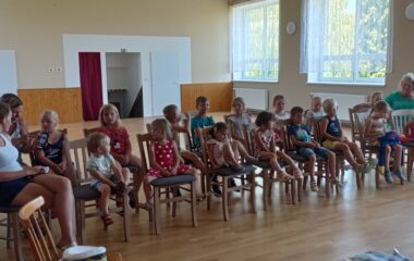 divadelní představení " průzkumníci v Africe" - IMG 20220627 124315 380x240