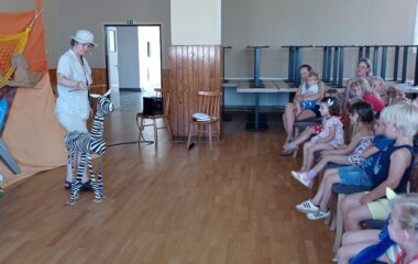 divadelní představení " průzkumníci v Africe" - IMG 20220627 132007 380x240