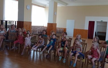 divadelní představení " průzkumníci v Africe" - IMG 20220627 132350 380x240