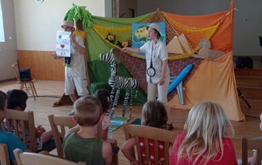 divadelní představení " průzkumníci v Africe" - IMG 20220627 132511 380x240