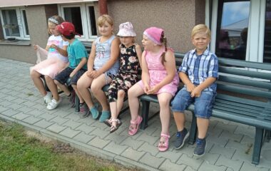 loučení se školkou - IMG 20230704 WA0060 380x240