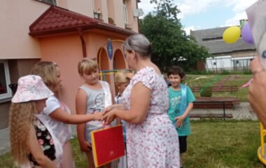 loučení se školkou - IMG 20230629 152700 380x240