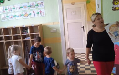 první dny ve školce - IMG 20230904 WA0001 380x240
