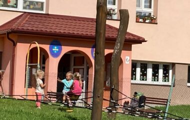 první dny ve školce - IMG 20230908 WA0017 380x240