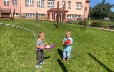 první dny ve školce - IMG 20230908 WA0019 380x240