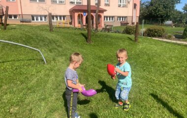 první dny ve školce - IMG 20230908 WA0020 380x240