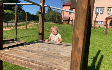 první dny ve školce - IMG 20230908 WA0024 380x240