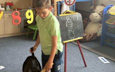 pasování našeho předškoláka :-) - IMG 4060 380x240