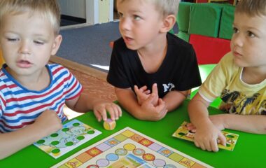 podtéma: Ahoj školko, ahoj kamarádi - 005248af 5e5a 4a66 8802 c4acd356bb33 380x240