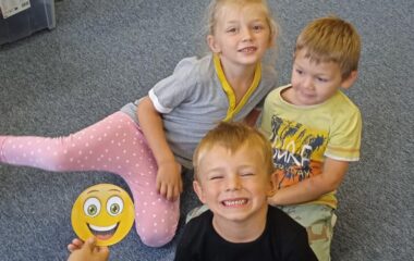 podtéma: Ahoj školko, ahoj kamarádi - 80f1d9c2 53d4 4431 bb8a c49838e75b9a 380x240