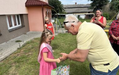 tak už se s námi rozloučila - toto uběhlo... :-) - IMG 3201 380x240