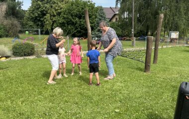 tak už se s námi rozloučila - toto uběhlo... :-) - IMG 3210 380x240