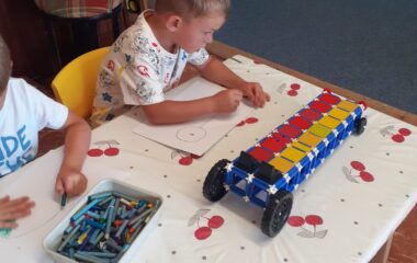 Vítejte v naší školce :-) - 6b47474a 752a 45eb 8d54 f4eb3eab4a81 380x240