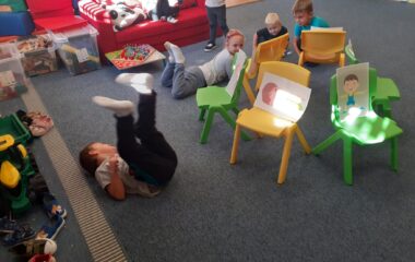 seznamujeme se s kamarády a pravidly třídy - 97f05026 8fdb 4758 adaa ee1ccb71ea07 380x240