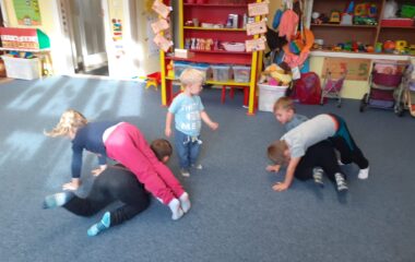 seznamujeme se s kamarády a pravidly třídy - a096a154 2d5d 4b4e ae2b 97cb0383296b 380x240