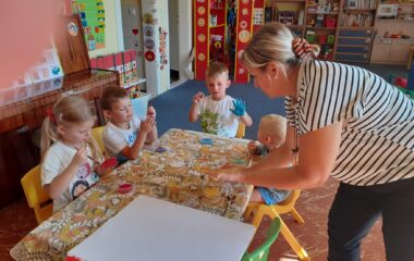 Vítejte v naší školce :-) - c764ecf5 fe1e 45d8 b451 f0bc8d886043 380x240