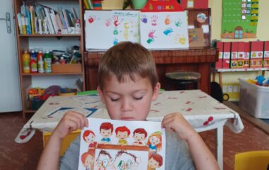 seznamujeme se s kamarády a pravidly třídy - e74116b7 a0fa 43c2 a480 152a9d6a5910 380x240