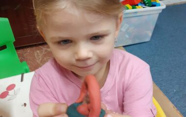 podtéma: skřítek Podzimníček - 3d188d69 2c08 4dcc b0bd a3d5a9ece150 380x240