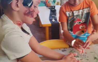 den plný strašidel... - 3ea31105 d3f6 4c60 bf01 97212bec97a5 380x240