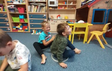 podtéma: skřítek Podzimníček - 624159cf f8fc 46ee a87c c0911d33f1b2 380x240