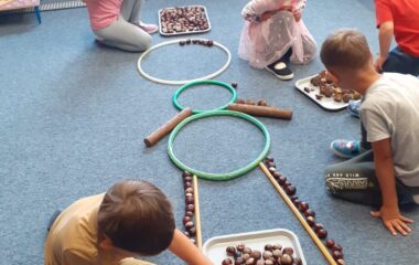 podtéma: skřítek Podzimníček - 914f6a07 84e7 438d 9a48 a450dd24b3f0 380x240