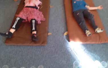 den plný strašidel... - affe6ece c79b 404e a565 572e3daa022c 380x240