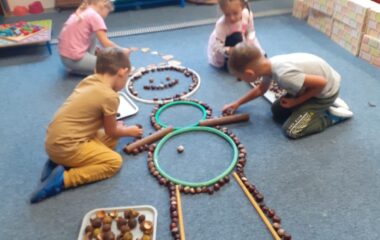 podtéma: skřítek Podzimníček - e9e6afa7 c491 4ce8 aa2b 3eb620317604 380x240