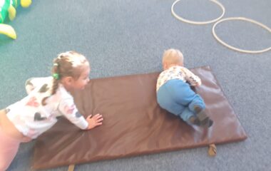 podtéma: skřítek Podzimníček - f029fa6e d838 424b b6e1 8db9bfafc690 380x240