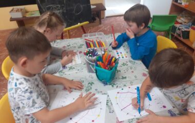 podtéma: učíme se hrou - 670944b3 ea54 42d7 a242 3978055cbc6f 380x240