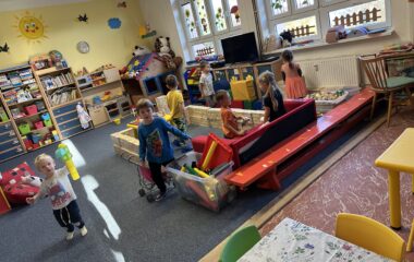 podtéma: učíme se hrou - IMG 5977 380x240