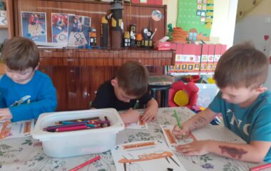 podtéma: učíme se hrou - c9b130fc 73ef 4822 b7ce bf7f86ffb0c3 380x240