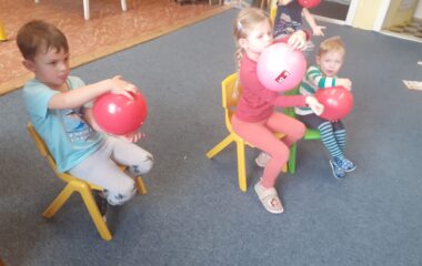 podt&eacute;ma: pt&aacute;čci v zimě - 2b1b5746 aa8b 452a 8fdb 71cffa40b51e 380x240