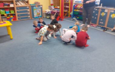 podt&eacute;ma: pt&aacute;čci v zimě - 7e0f4854 86a3 4205 a7e5 3767e53774e5 380x240