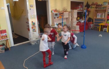 Na tři kr&aacute;le......... - a8509de2 65f8 440c 9b05 0da90d5f7ce1 380x240