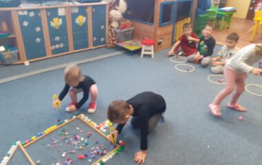 podt&eacute;ma: pt&aacute;čci v zimě - bc5c169a b766 43e0 80f2 e348d40608f1 380x240