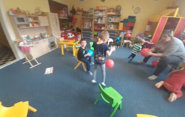 podt&eacute;ma: pt&aacute;čci v zimě - f32986f1 9b78 4a90 96da 3fdd6ceaa76f 380x240