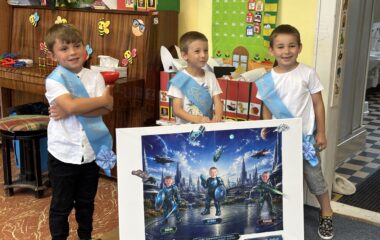 Na&scaron;e dobrodružstv&iacute; konč&iacute;, ale na&scaron;e budoucnost zač&iacute;n&aacute;... - IMG 2465 380x240