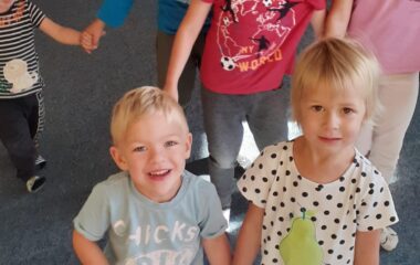 spolupr&aacute;ce s kamar&aacute;dy... - 03D48435 5028 40A4 9AC4 705085C51C85 59ef10ee b11a 4c8d 81b9 c6c865979ba0 380x240