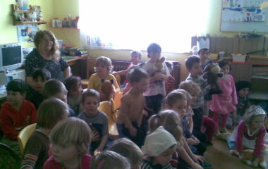 školní rok 2009 - 2010 - pohádková babička 23 380x240