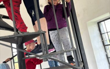 výlet - směr Úvalno :-) - rozhledna, zrcadlový labyrint Na Rychtě a kafíčko kavárna - a2f770df e71b 44e9 8607 08537d9497c3 380x240