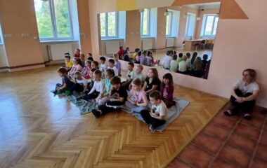 v&yacute;let do Bohu&scaron;ova za divadeln&iacute;m představen&iacute;m - c7705bf2 2061 4278 be41 5acb6cde87e1 380x240