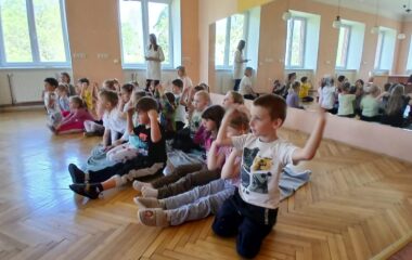 v&yacute;let do Bohu&scaron;ova za divadeln&iacute;m představen&iacute;m - d41ce968 7b16 424f 8212 5e47c5da34ec 380x240